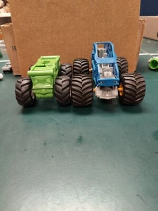 Lote de piezas de juguete y Monster Jam Lakeshore Snap & Design Monster Trucks  - Imagen 1 de 6