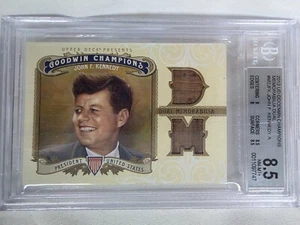 2012 GOODWIN CHAMPIONS US PRESIDENT JOHN F. KENNEDY WHITE HOUSE DESK DUAL RELIC - Picture 1 of 2