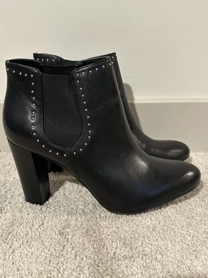 Botín para mujer Lauren Ralph Lauren negro con tachuelas talla 11 Foto 1 de 4