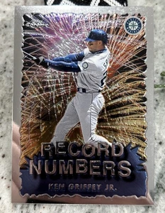 Ken Griffey Jr 1999 Topps Chrome Record Numbers HOF Insert #RN4 - Picture 1 of 2