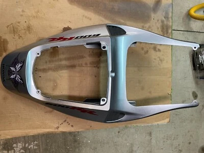 Rear Cowl 2006 Honda CBR 600RR, SILVER, USED OEM, 77211-MEEG-D000, SCRATCHED - Image 1 of 4