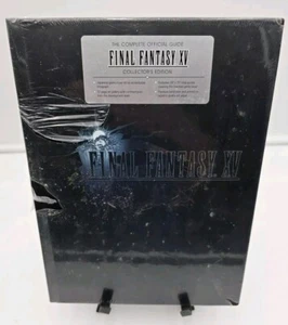 New & Sealed Final Fantasy XV-Collector's Edition-The Complete Official Guide - Foto 1 di 7