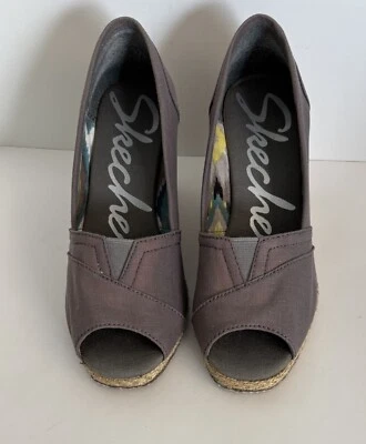 ZAPATOS SKECHERS TACÓN CUÑA PUNTA ABIERTA MUJER TALLA 5M, GRIS Y PAJA Foto 1 de 4