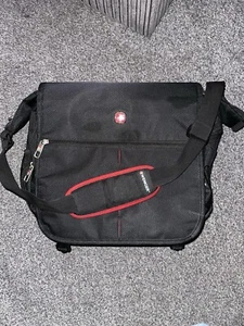Wenger Laptop Briefcase Shoulder Messenger Bag Black 16’’ - Picture 1 of 17