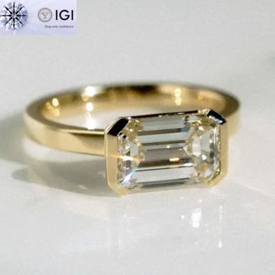 1.80Ct E VS1 Emerald Lab Grown Diamond Bezel Engagement Ring In 14K Yellow Gold - Image 1 of 4