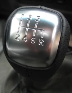 Manual Leather Gear Knob with Silver Insert for Nissan Pathfinder (6 Speed) - Picture 1 of 4