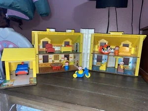 1970’s Little People Fisher Price Family House & Accessories - Picture 1 of 7