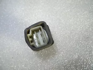 B1. Honda CBX 750 RC17 Relais + Gummi 4 Polig Relay - Picture 1 of 2