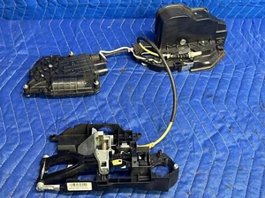 ๐ OEM 2011-2016 BMW F10 M5 & 5 SERIES REAR LEFT AUTO SOFT CLOSE DOOR LOCK - Picture 1 of 11