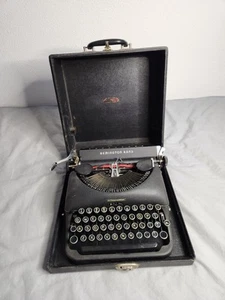 Vintage 1940er Remington Rand Schreibmaschine Deluxe Modell 5 schwarz mit Koffer getestet - Bild 1 von 10