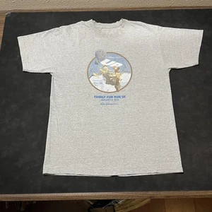 Disney Pixar Up Shirt Mens Large Family Fun Run 5K Walt Disney World 2010 Tee - Picture 1 of 17