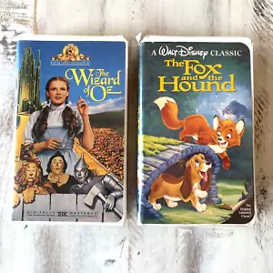 2 Vintage VHSs: Fox & the Hound 1994 (Black Diamond), The Wizard Of Oz (1939) - Picture 1 of 5
