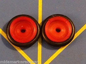 Light Weight Red Plastic Wheelie Bar Wheels 1/24 Slot Car Mid America raceway B - Picture 1 of 3