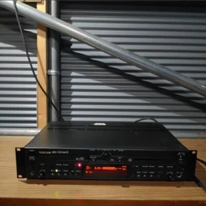 TASCAM MD-CD1 MK2 MD-CD1 MK II MD CD Deck Player w/Adapter Tested From Japan - Picture 1 of 10