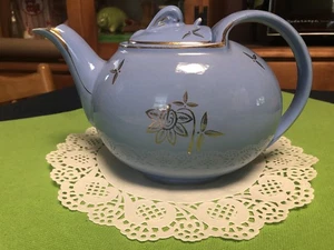 VTG Hall Pottery Teapot Cadet Blue Gold 0749 Hook Lid 6 Cup 1940's - Picture 1 of 14