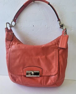 Vintage COACH Kristin Bubblegum Pink Leather Hobo Shoulder Crossbody Bag F22306 - Picture 1 of 7