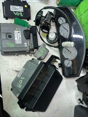 KIT ECU CHRYSLER 300C SALOON 3.0 CRD DIESEL PACCHETTO CHIAVE PCM CHIAVE 108 - Immagine 1 di 4