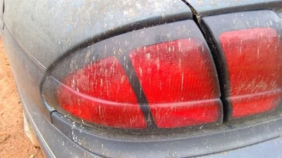 Cuarto de luz trasera del conductor montado en panel para 95-01 LUMINA CAR 249726 Foto 1 de 4