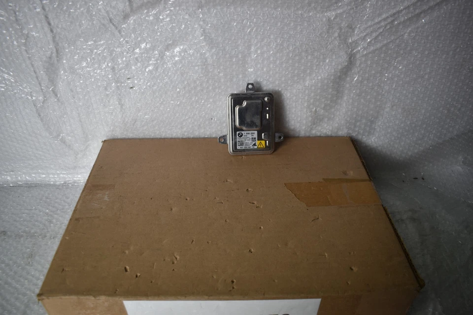 BMW X3 XDRIVE28I CONTROL MODULE 2011-2017 FACTORY OEM 7 356 250 - Image 1 of 4