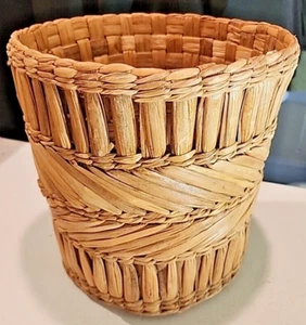 Cesta de residuos de jardinera de hojas de plam tejida a mano 10,5" usada en excelente estado  - Imagen 1 de 6