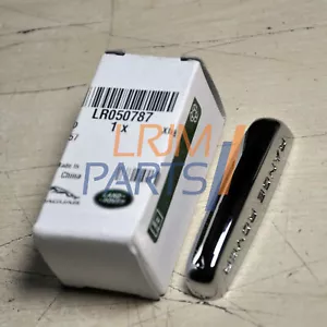 Genuine Range Rover Sport SMART KEY REMOTE FOB SIDE CHROME END CAP LR050787 - Picture 1 of 2