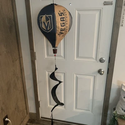 Las Vegas Golden Knights 68 pulgadas globo aerostático viento spinner bandera  Foto 1 de 4