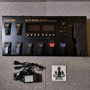 Procesador de efectos de guitarra multiefector BOSS GT-100 versión 2 usado con adaptador de CA※LEER - Imagen 1 de 16