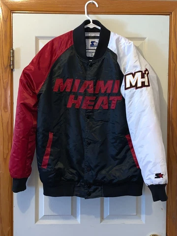 MIAMI HEAT STARTER JACKET SIZE XL CHEST IS 26" LENGTH IS 30" Cover