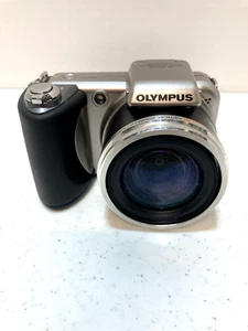 Cámara digital Olympus SP-600UZ 12 mega píxeles estabilización de imagen - COMO ESTÁ SOLO PARA PIEZAS - Imagen 1 de 17