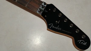 FENDER Tom Morello ROSEWOOD FLOYD ROSE STRATOCASTER NECK 9.5-14" COMPOUND RADIUS - Picture 1 of 16