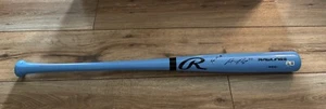 AUSTIN RILEY ATL BRAVES SIGNED RAWLINGS FATHERS DAY BAT “FOR THE A!” BECKETT 2 - Picture 1 of 3