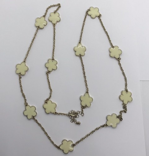 OFF WHITE Collana catena fiori bianco sporco satellite tono oro lunga 38 pollici