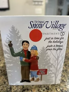 Dept 56 Snow Village "JUST IN TIME FOR THE HOLIDAYS" 6009717 (NEW) - Picture 1 of 5