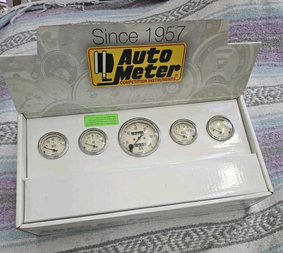 AutoMeter 5pc Gauge Kit 3-18" & 2-1/16" Mechanical Speedometer Antique Beige  - Image 1 of 4