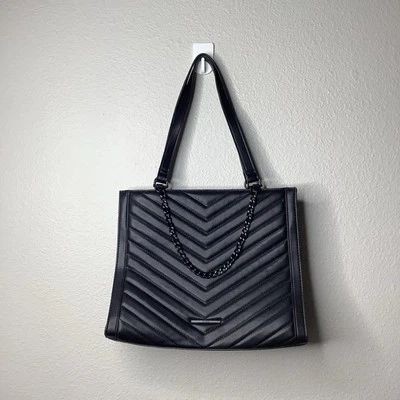 Bolso de Hombro ALDO Grande Negro Logo con Cadena Foto 1 de 4