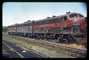 (W) ORIG TRAIN SLIDE-LEHIGH VALLEY (LV) 518+ POWER LASH-UP - Picture 1 of 1