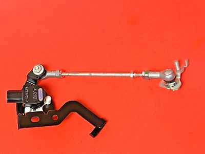 Sensor de nivel de faro delantero izquierdo B71093 para Lexus RX350 RX450h 2010/2013 Foto 1 de 4