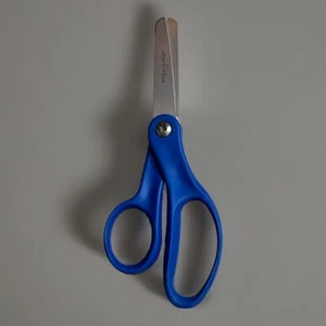 VINTAGE DARK BLUE FISKARS USA KIDS BLUNT TIP BLADE SCISSORS CHILD CHILDREN YOUTH - Picture 1 of 7