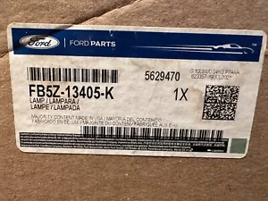 Conjunto de lámpara trasera genuina Ford FB5Z-13405-K - Imagen 1 de 3