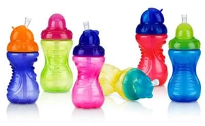 Copa flip-it Nuby sin derrames - resistente a fugas - más de 12 meses - 10 oz/300 ml - libre de BPA - Imagen 1 de 12
