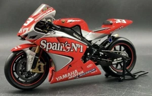 Minichamps 1/12 Yamaha YZR-M1 Fortuna Gauloises Tech3 M Melandri 2004 122043033 - Picture 1 of 4
