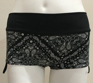 VICTORIA'S SECRET GYM TO SWIM SHORTS BOTTOM SHORTIE BLACK PAISLEY S - Picture 1 of 3