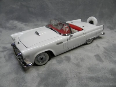 Ford Thunderbird 1956 convertible auto diecast blanco escala 1/18 Testor Foto 1 de 4