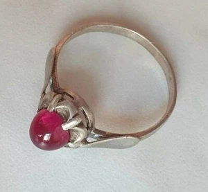 Vintage ring sterling silver 925 Size 8 Weight 2.3 g. Ruby. Ukrainian jewelry. - Picture 1 of 9