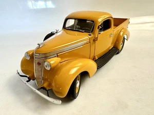 1:24 Danbury Mint 1937 Studebaker Pickup Truck YELLOW #857 of 5,000! READ!!! - Picture 1 of 16