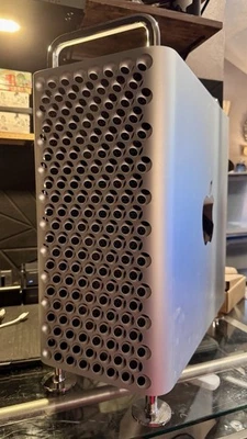 2019 Mac Pro 16-Core Xeon 3.2 96G-RAM, ePCI 2TB SSD Radion Pro 580X & WX7100  - Image 1 of 4