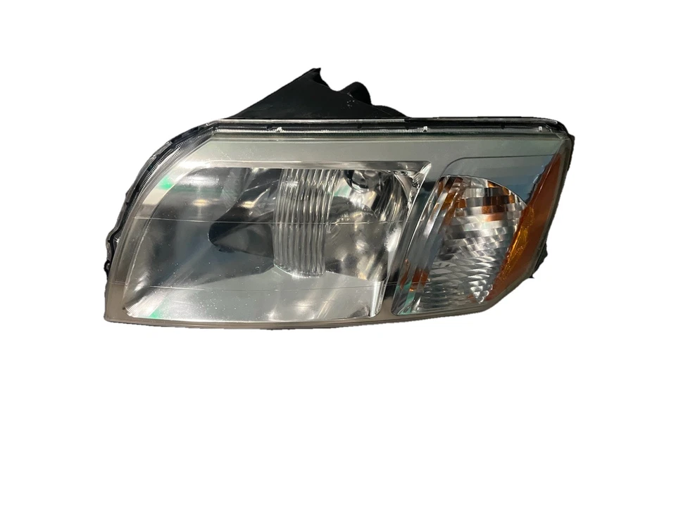 2004-2011 Mitsubishi Endeavor Headlight Driver Side MI2502137 | MR971931 OEM - Image 1 of 4