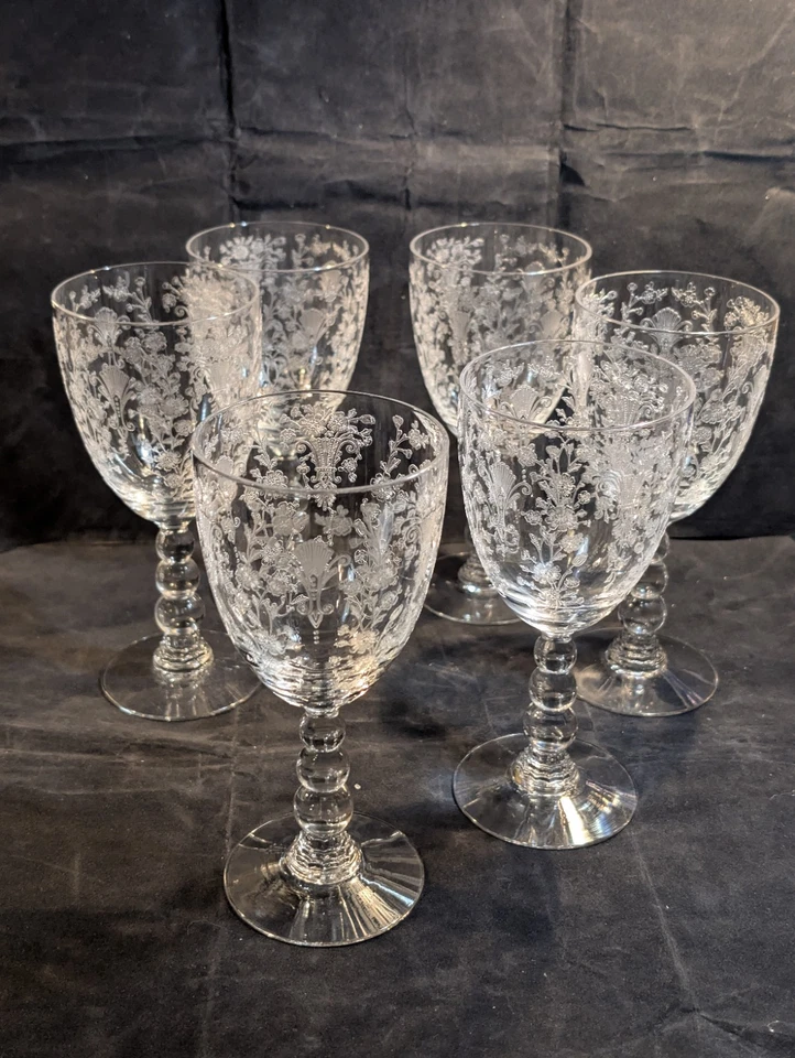 Duncan Miller: First Love | c.1940 | Vaso de cristal grabado | Colección de 11 piezas  Foto 1 de 4