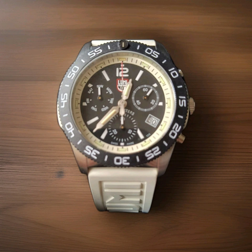 Luminox Pacific Diver blanco Foto 1 de 2