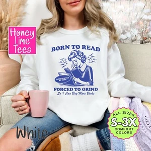 T-shirt Born to Read Forced to Grind - maglietta divertente bookish - maglietta regalo lettore - Foto 1 di 5